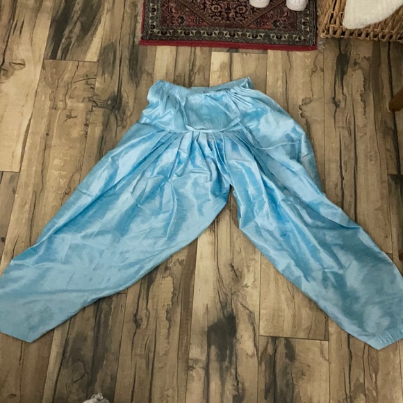 Indian Punjabi Patiala Salwar Suit - Picture 3 of 5